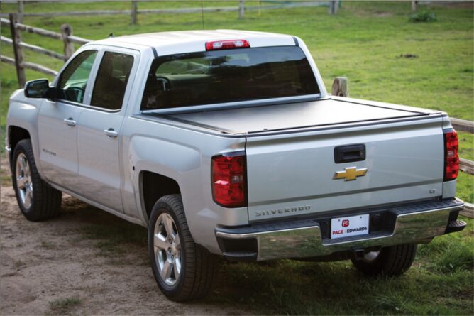 Jackrabbit® Tonneau Cover Kit; Incl. Canister/Rails; Matte Finish;