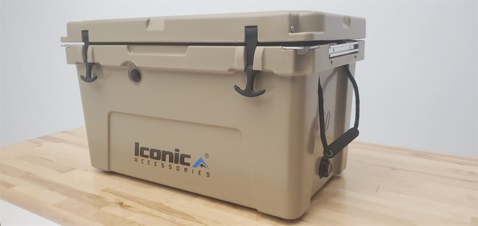 50 Quart Glacier Lock Cooler with Side Handles and Vacuum Release Valve; Thick 2 Insulation Layer.